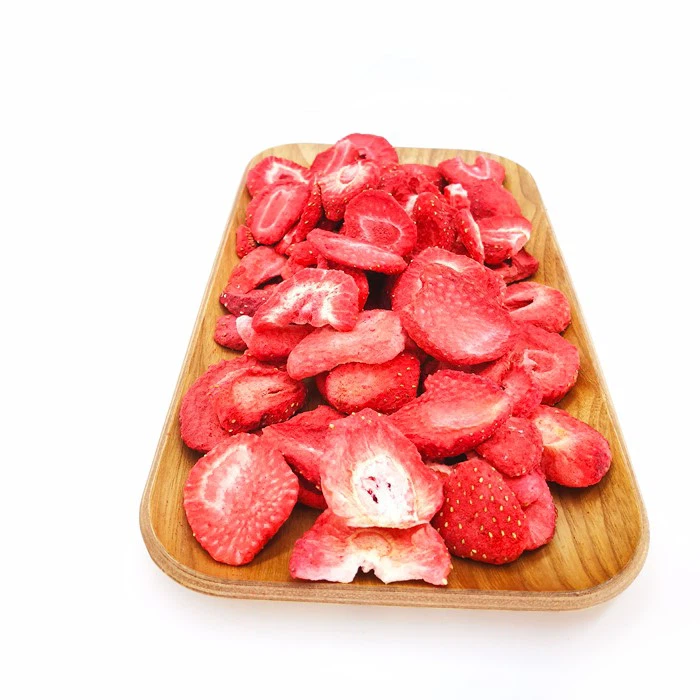 freeze dried strawberry slice 1